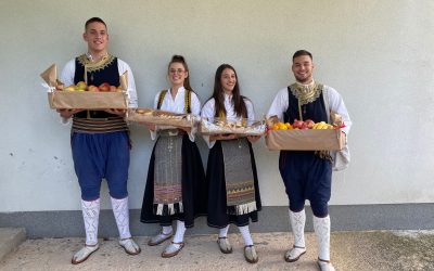 Obilježeni “Dani kruha”-učenici naše škole posjetili starački dom u Neumu 24.10.2025.